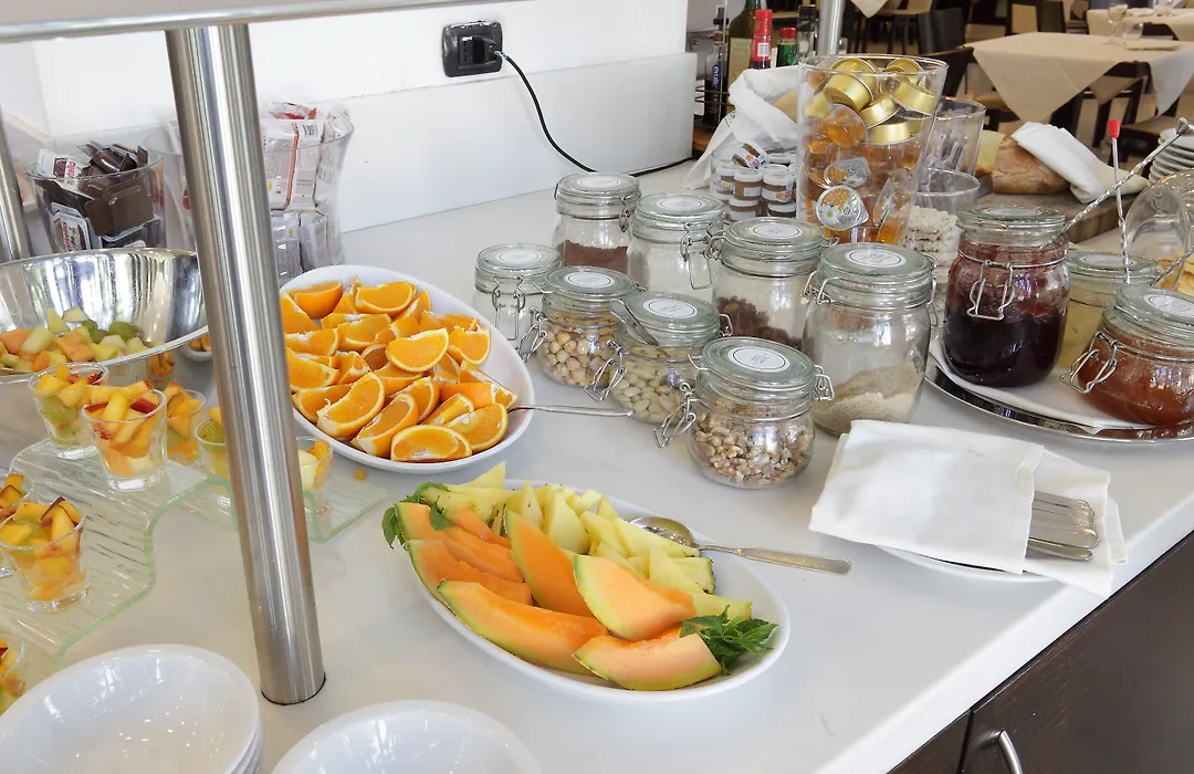 Holiday Inn Turin Corso Francia By Ihg-1