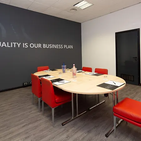 Holiday Inn Turin Corso Francia By Ihg-2